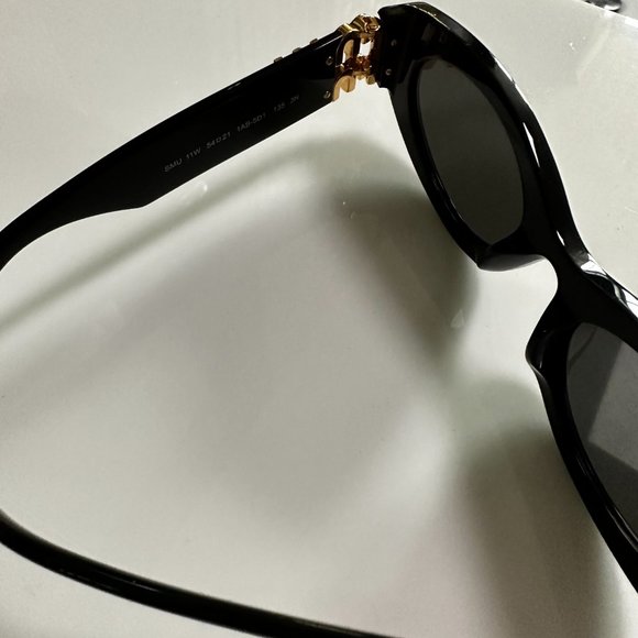 MiuMiu Women Sunglass - Picture 4 of 6